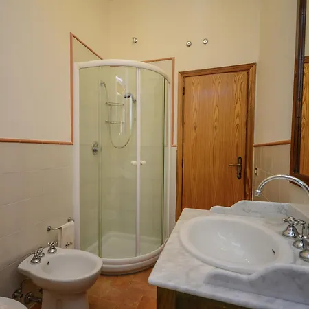 Cozy Countryside Haven باسّينيانو سول تْرازي
