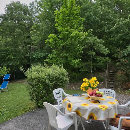 بيت للعطل Cozy Countryside Haven