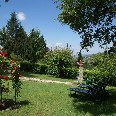 Cozy Countryside Haven بيت للعطل